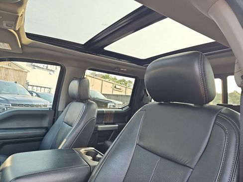 Used 2020 Ford F150 Lariat w/ Equipment Group 502A Luxury AWD/4WD image 15