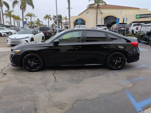 Used 2023 Honda Civic Sport image 9
