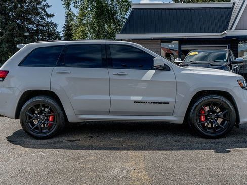 Used 2020 Jeep Grand Cherokee SRT AWD/4WD image 14