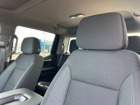 Used 2024 Chevrolet Silverado 1500 LT AWD/4WD image 16