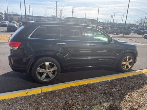 Used 2015 Jeep Grand Cherokee Overland w/ Advanced Technology Group image 9