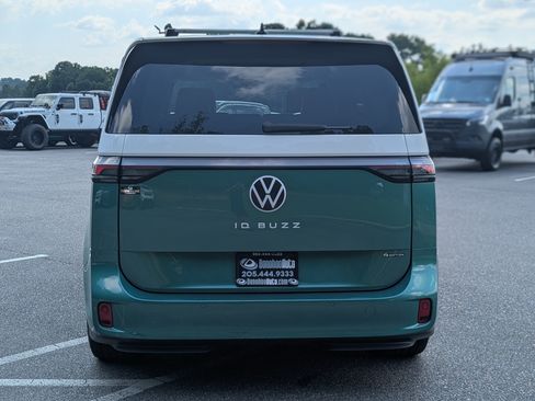 Used 2025 Volkswagen ID. Buzz 1st Edition AWD/4WD image 8