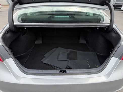 Used 2024 Toyota Camry SE image 36