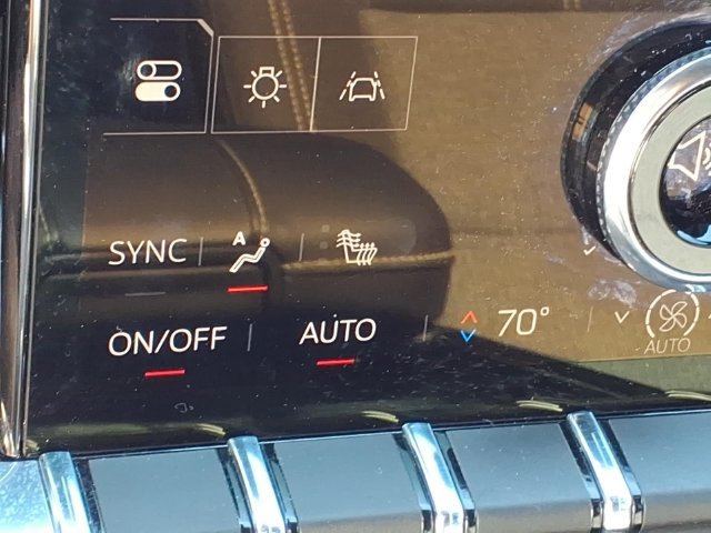 Used 2025 GMC Acadia Elevation AWD/4WD image 18