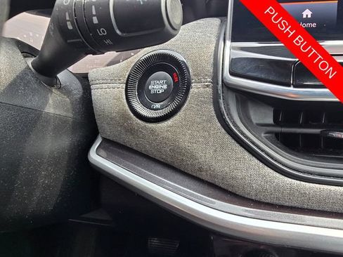 Used 2023 Jeep Compass Latitude AWD/4WD image 20
