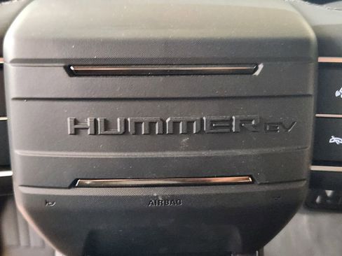 New 2025 GMC Hummer EV 3X w/ LPO, Illumination Package image 10