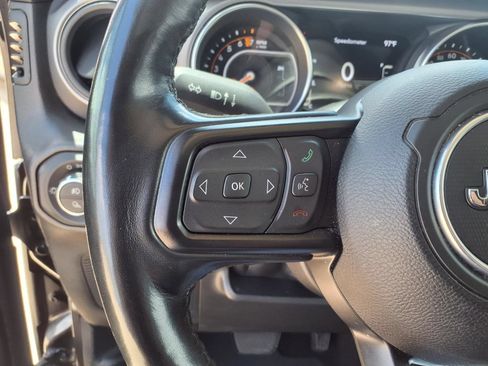 Used 2023 Jeep Gladiator Sport AWD/4WD image 22