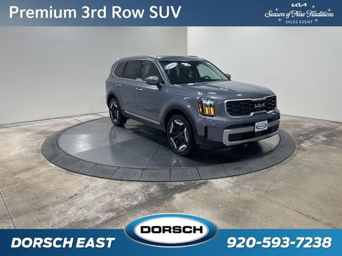 New 2025 Kia Telluride S image 3