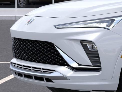 New 2026 Buick Envista Avenir image 13