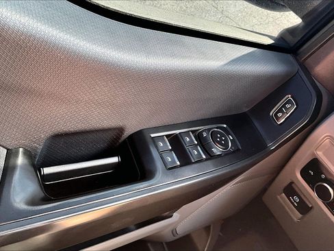 Used 2023 Ford F150 Lightning Pro AWD/4WD image 33