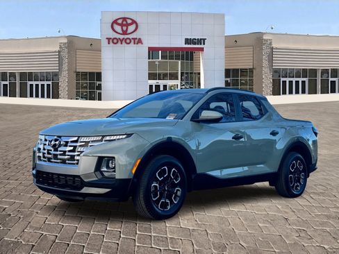 Used 2023 Hyundai Santa Cruz SEL w/ Activity Package image 2