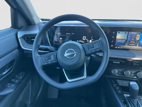 New 2026 Nissan Kicks S image 13