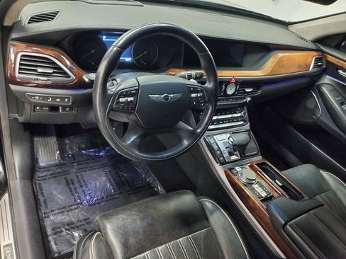 Used 2017 Genesis G90 3.3T Premium image 8