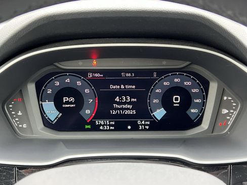 Used 2023 Audi Q3 2.0T Premium image 15