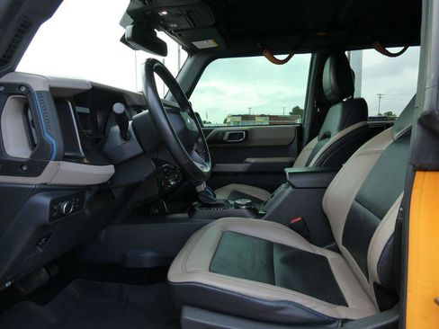 Certified 2022 Ford Bronco Wildtrak AWD/4WD image 22