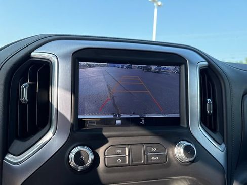 Used 2019 GMC Sierra 1500 SLT w/ SLT Premium Package AWD/4WD image 24