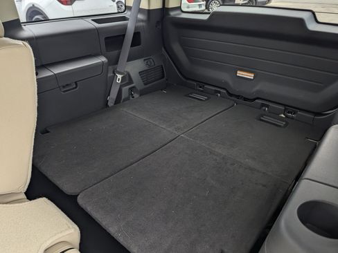 Used 2013 Ford Flex SEL FWD image 9