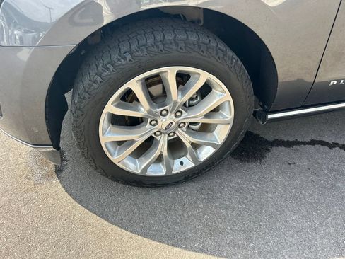 Used 2019 Ford Expedition Platinum RWD image 11