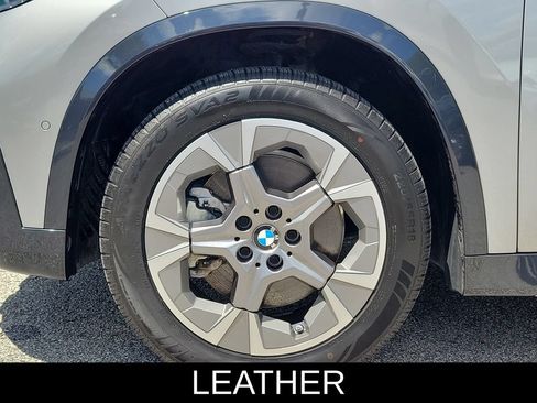 Used 2025 BMW X1 xDrive28i AWD/4WD image 6