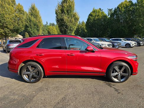 Certified 2023 Genesis GV70 3.5T Sport w/ Sport Prestige Package image 4