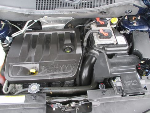 Used 2012 Jeep Compass Latitude FWD image 21