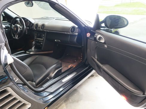 Used 2011 Porsche Boxster S image 31