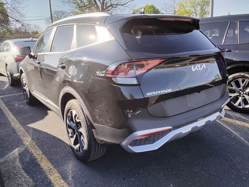 Used 2023 Kia Sportage EX AWD/4WD image 5