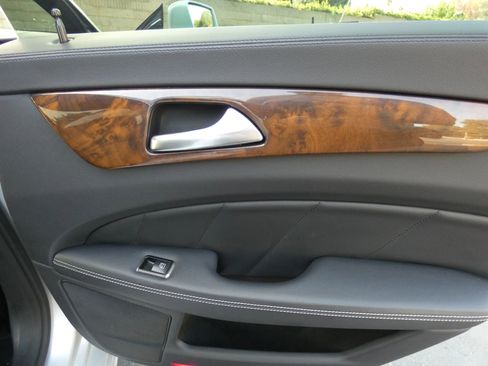 Used 2014 Mercedes-Benz CLS 550 image 41