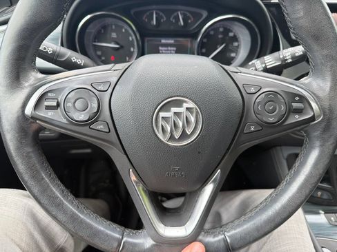 Used 2019 Buick Envision Essence AWD/4WD image 23