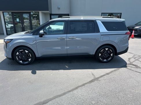 New 2026 Kia Carnival EX image 8