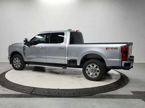 Used 2023 Ford F250 Lariat w/ Chrome Package AWD/4WD image 5