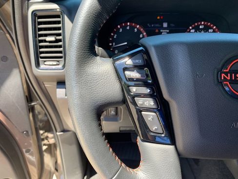 Used 2023 Nissan Frontier PRO-4X w/ Pro Convenience Package AWD/4WD image 28