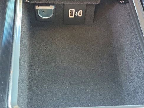 Certified 2024 Lincoln Corsair AWD w/ Rear Removable Package Tray image 28