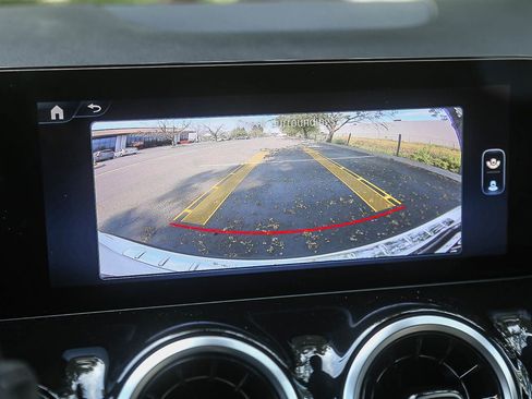 Certified 2026 Mercedes-Benz GLA 250 image 21