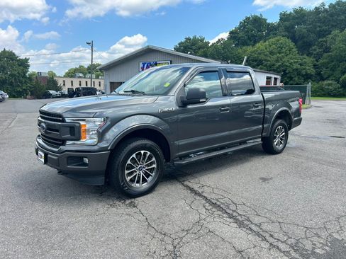 Used 2019 Ford F150 XLT w/ Equipment Group 302A Luxury AWD/4WD image 2