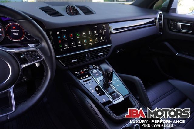 Used 2023 Porsche Cayenne AWD/4WD image 22