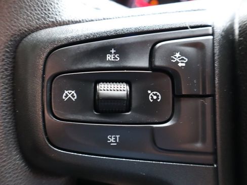 Used 2022 Chevrolet Silverado 1500 Custom AWD/4WD image 29