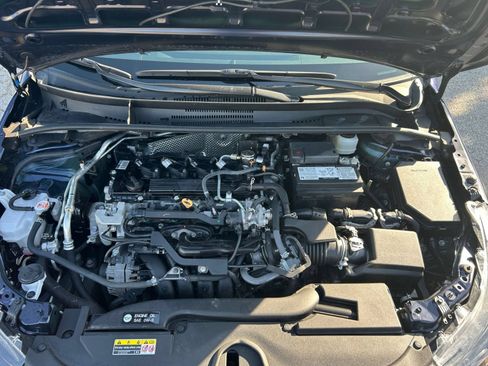 Used 2025 Toyota Corolla LE FWD image 27