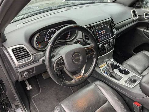 Certified 2020 Jeep Grand Cherokee Limited w/ Luxury Group II AWD/4WD image 11