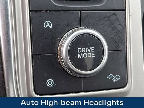 Used 2021 Ford Explorer XLT w/ Equipment Group 202A AWD/4WD image 14