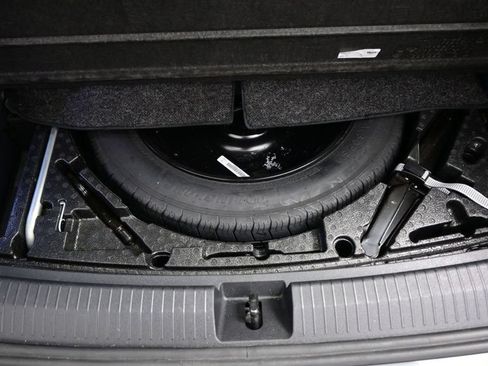 Used 2022 Volkswagen Tiguan S FWD image 40