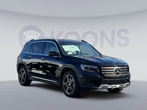New 2026 Mercedes-Benz GLB 250 4MATIC image 8