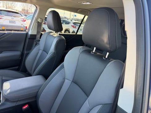 Used 2025 Subaru Outback Onyx Edition w/ Popular Package #2 image 26