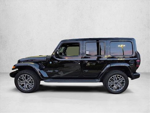Used 2024 Jeep Wrangler High Altitude AWD/4WD image 7