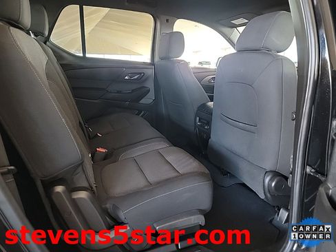Used 2022 Chevrolet Traverse LT image 7