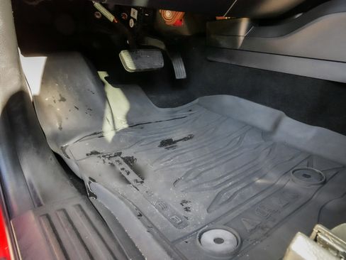 Used 2023 Ford Ranger XLT w/ Equipment Group 302A High image 17