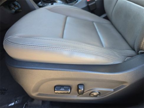 Used 2017 Hyundai Santa Fe Sport w/ 2.0T Ultimate Tech Package 05 image 32