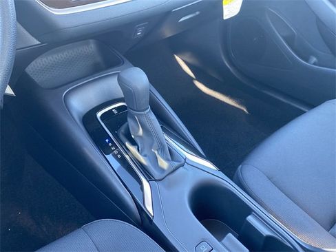 Used 2026 Toyota Corolla LE image 27