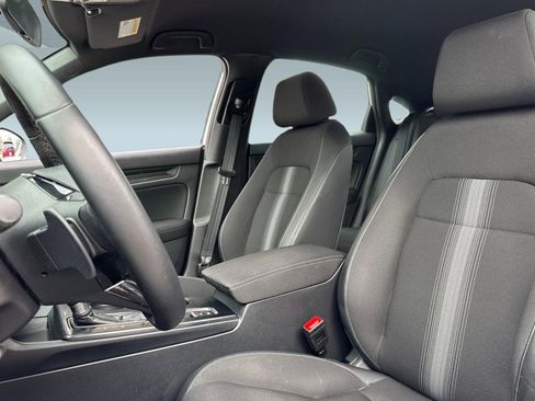 Used 2023 Honda Civic Sport image 5