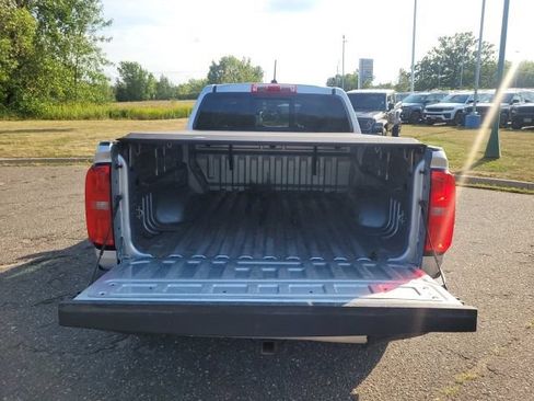 Used 2018 Chevrolet Colorado LT w/ LT Convenience Package AWD/4WD image 8